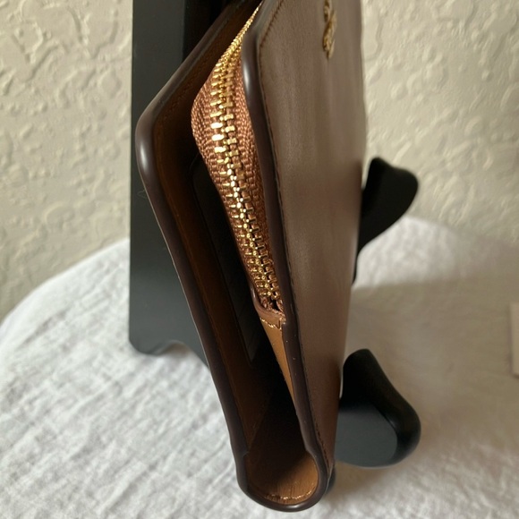 Coach: Tan Smith Leather Skinny Wallet - Picture 4 of 12